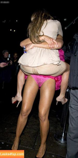 OOPS!!! International photo #13732