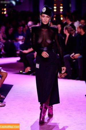 OOPS!!! International photo #13783