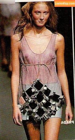 OOPS!!! International photo #13817