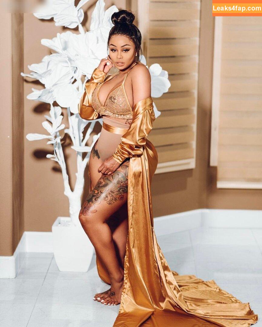 OOPS!!! International /  leaked photo photo #14027