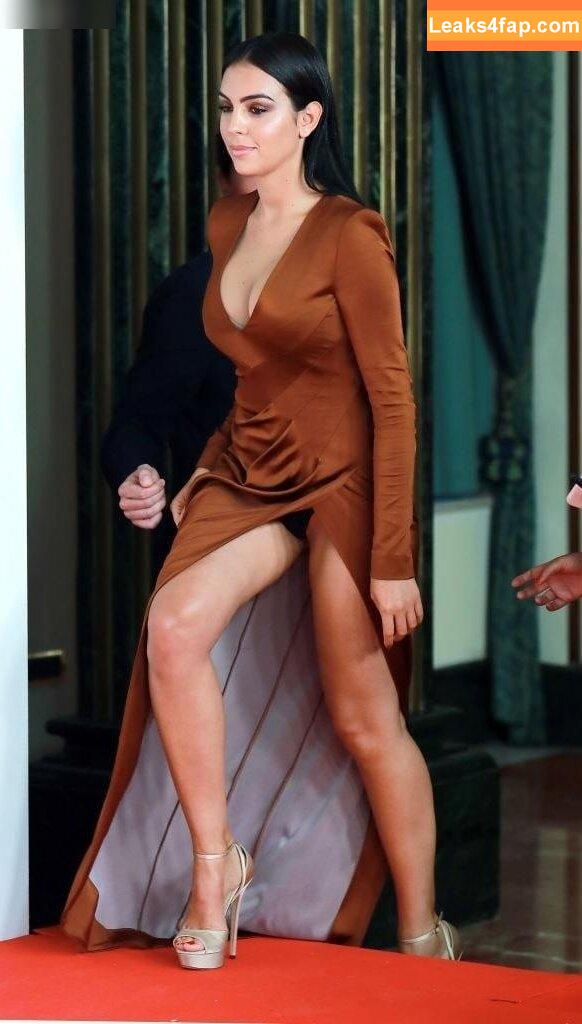 OOPS!!! International /  слитое фото фото #14030