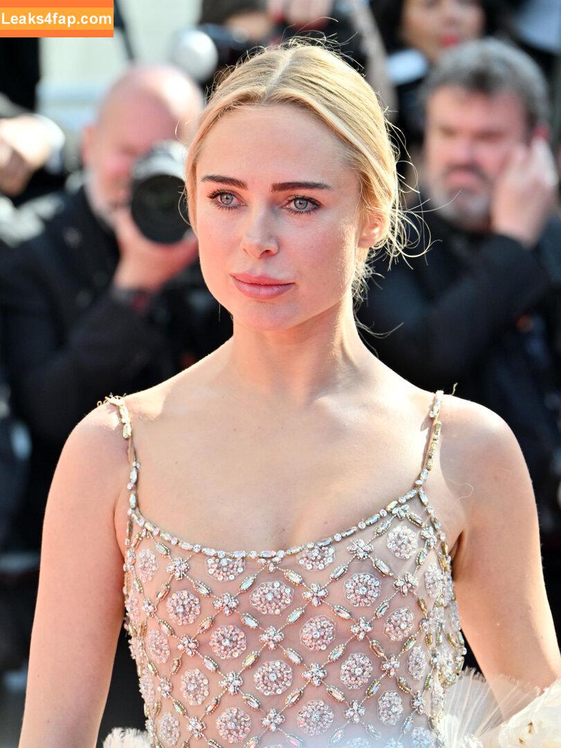 OOPS!!! International /  leaked photo photo #14227