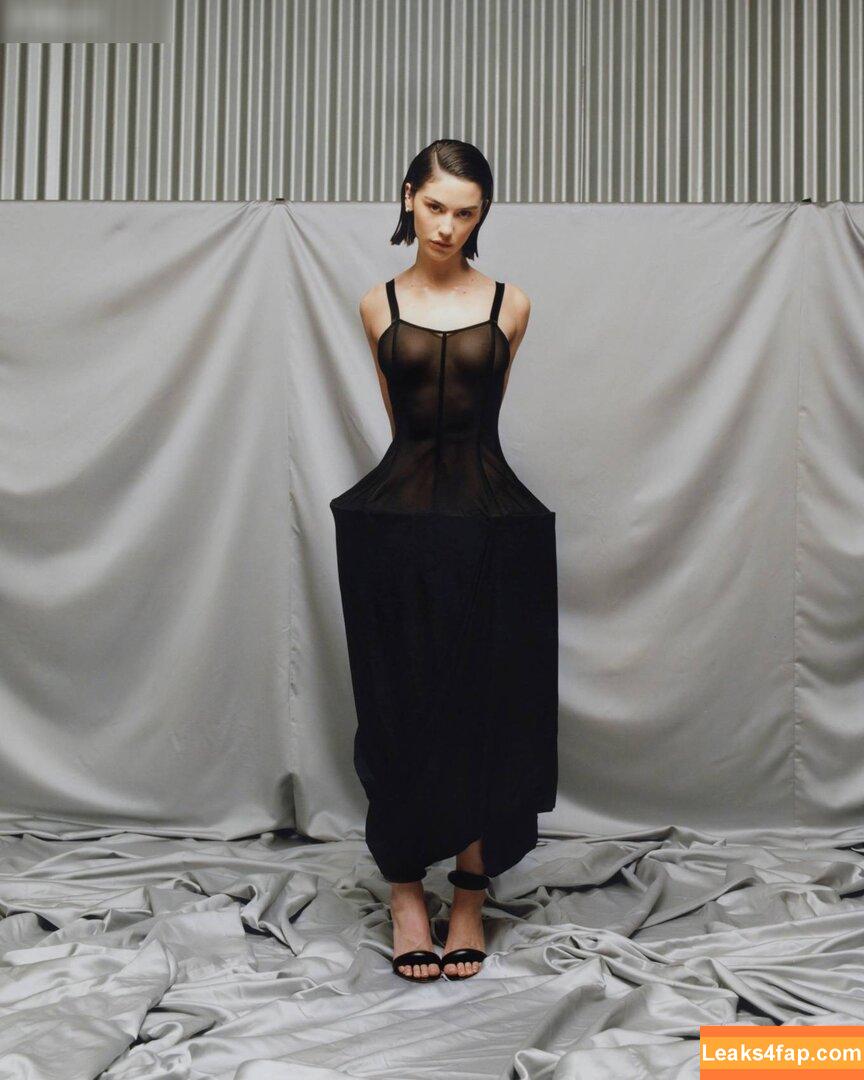 OOPS!!! International /  leaked photo photo #14424