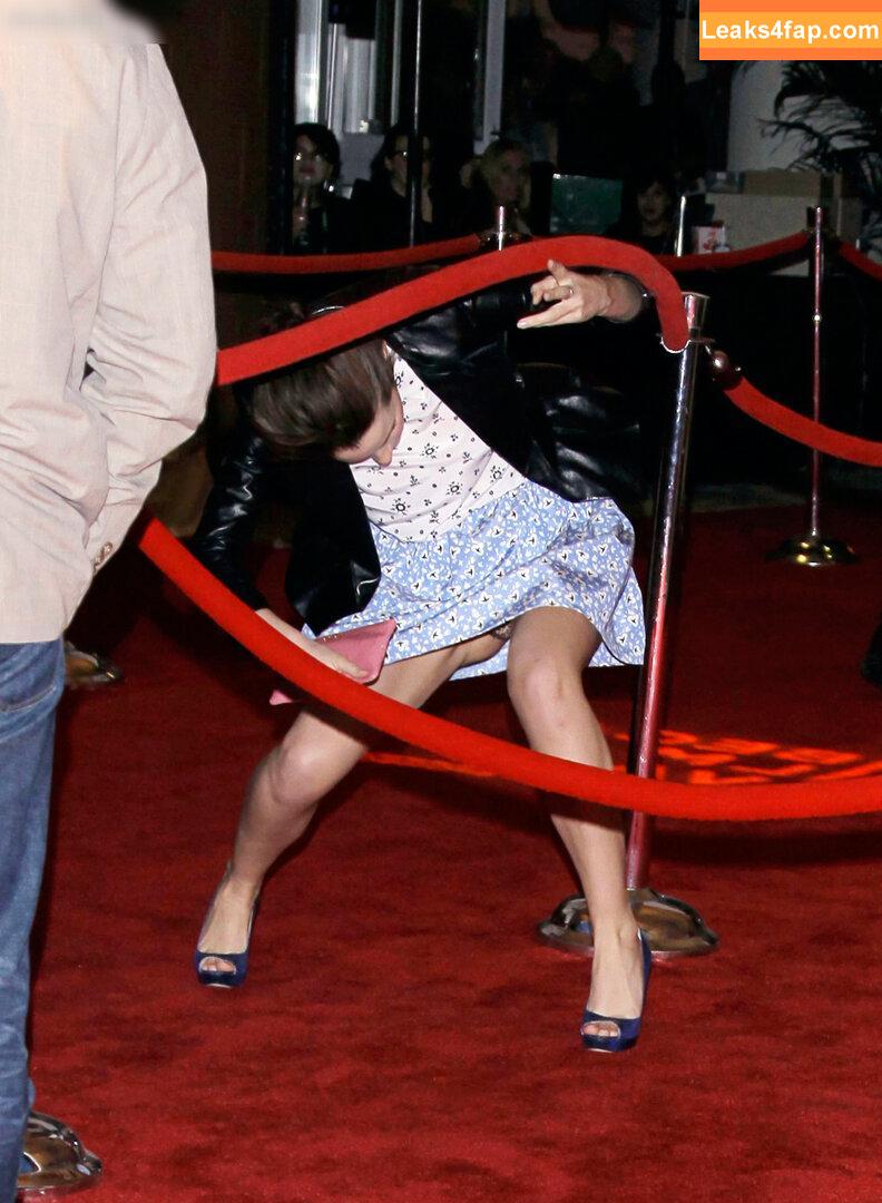 OOPS!!! International /  leaked photo photo #14574