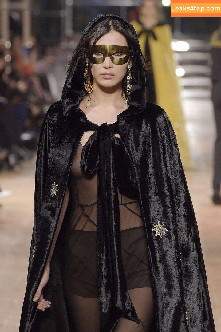 OOPS!!! International /  leaked photo photo #14735