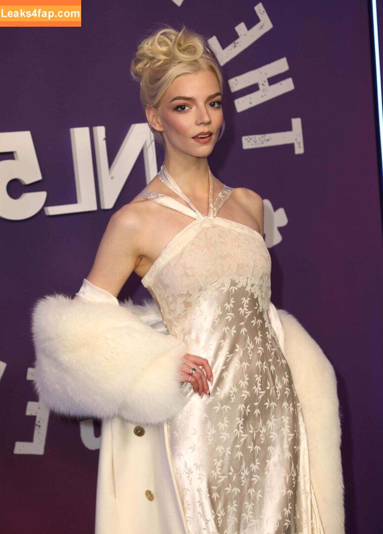 OOPS!!! International /  leaked photo photo #14826