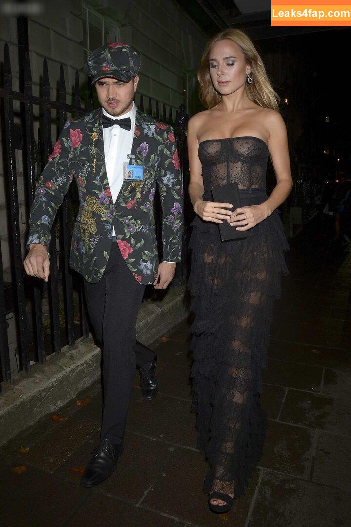 OOPS!!! International /  leaked photo photo #14891