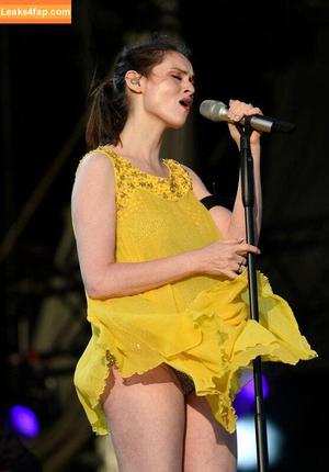 OOPS!!! International photo #14061