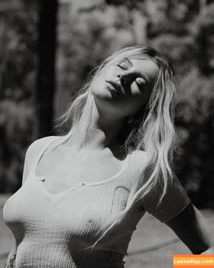 OOPS!!! International photo #14182