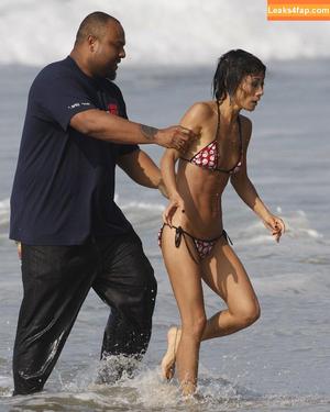 OOPS!!! International photo #14186