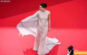 OOPS!!! International photo #14211