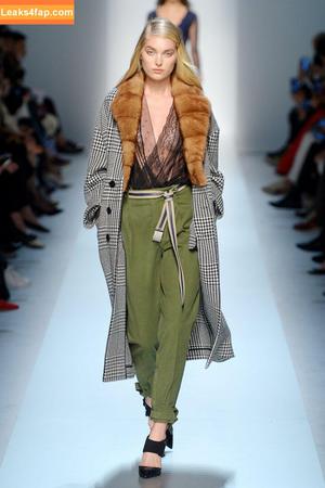 OOPS!!! International photo #14287