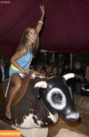 OOPS!!! International photo #14310