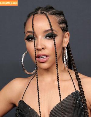 OOPS!!! International photo #14630