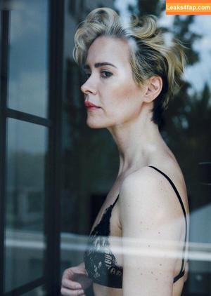 OOPS!!! International photo #14865