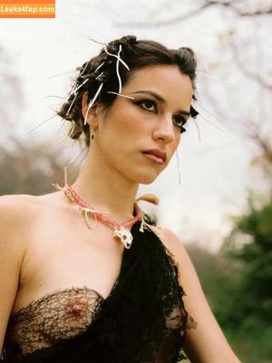 OOPS!!! International photo #14925