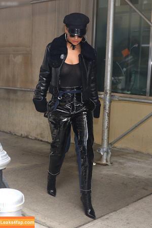 OOPS!!! International photo #14931