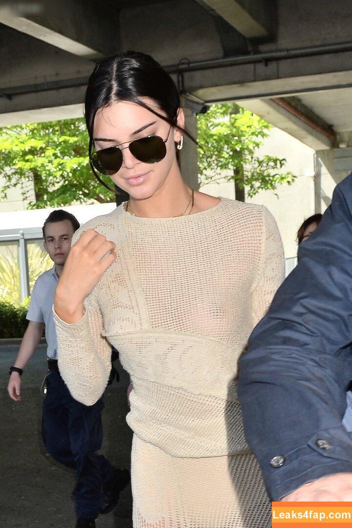 OOPS!!! International /  leaked photo photo #15051