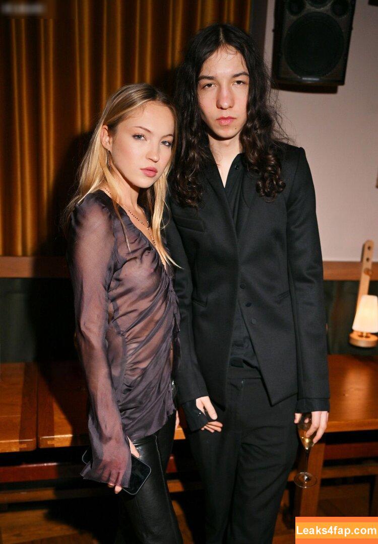 OOPS!!! International /  leaked photo photo #15053