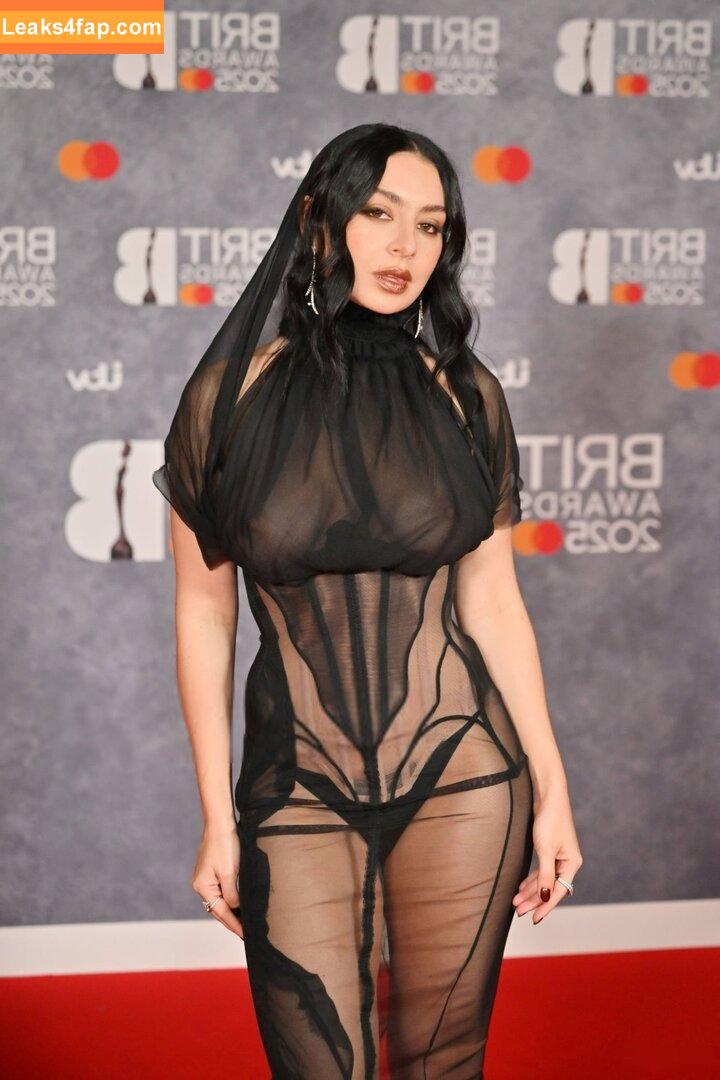 OOPS!!! International /  leaked photo photo #15130