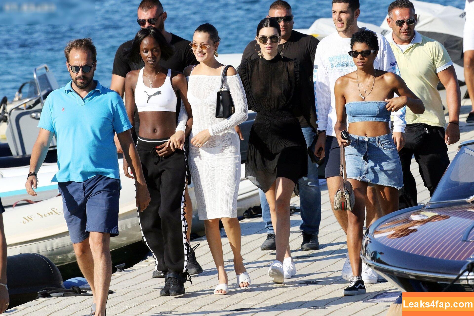 OOPS!!! International /  leaked photo photo #15150