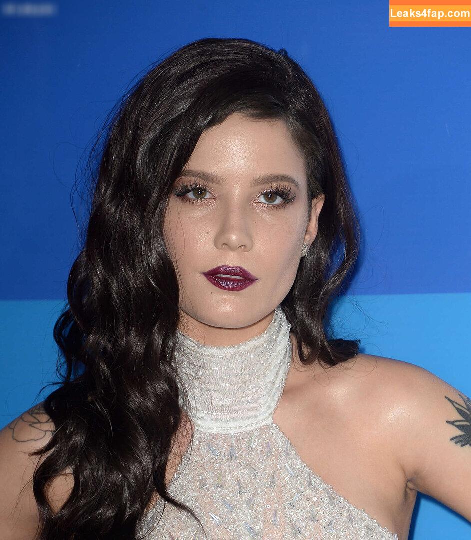 OOPS!!! International /  leaked photo photo #15494