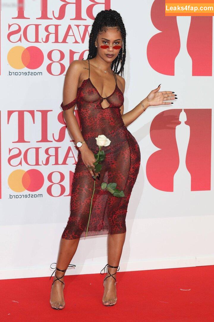 OOPS!!! International /  слитое фото фото #15805