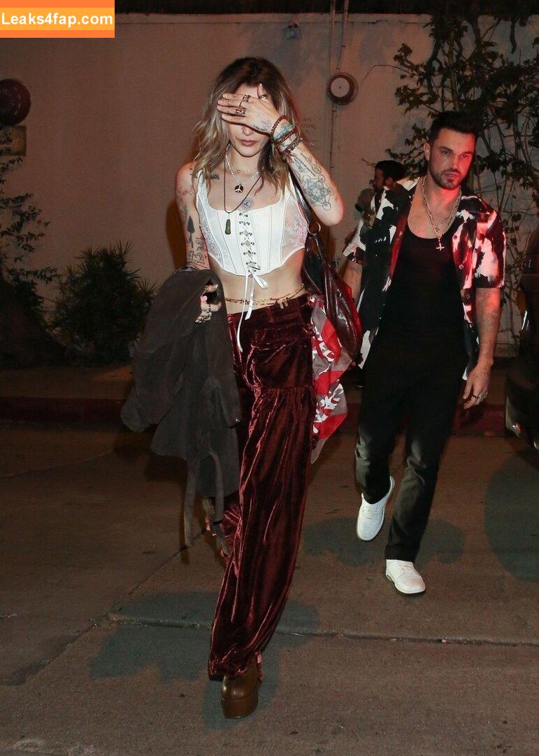 OOPS!!! International /  leaked photo photo #15849