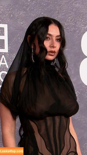 OOPS!!! International photo #15129