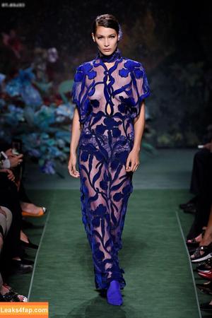 OOPS!!! International photo #15133