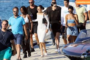 OOPS!!! International photo #15151