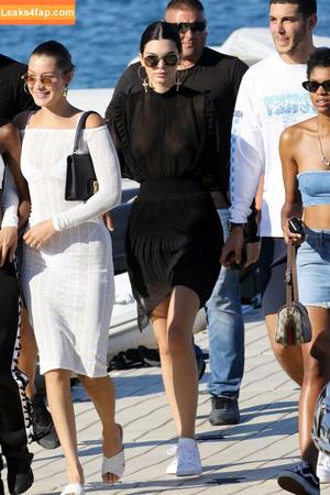 OOPS!!! International photo #15154