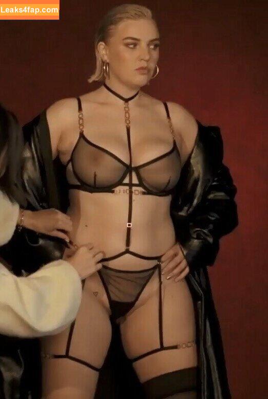OOPS!!! International /  leaked photo photo #16126