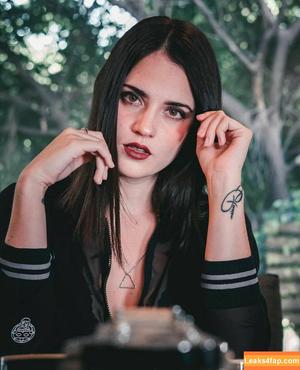 Ophelie Rullier photo #0375