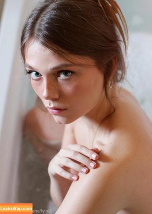 Oreob4by photo #0230