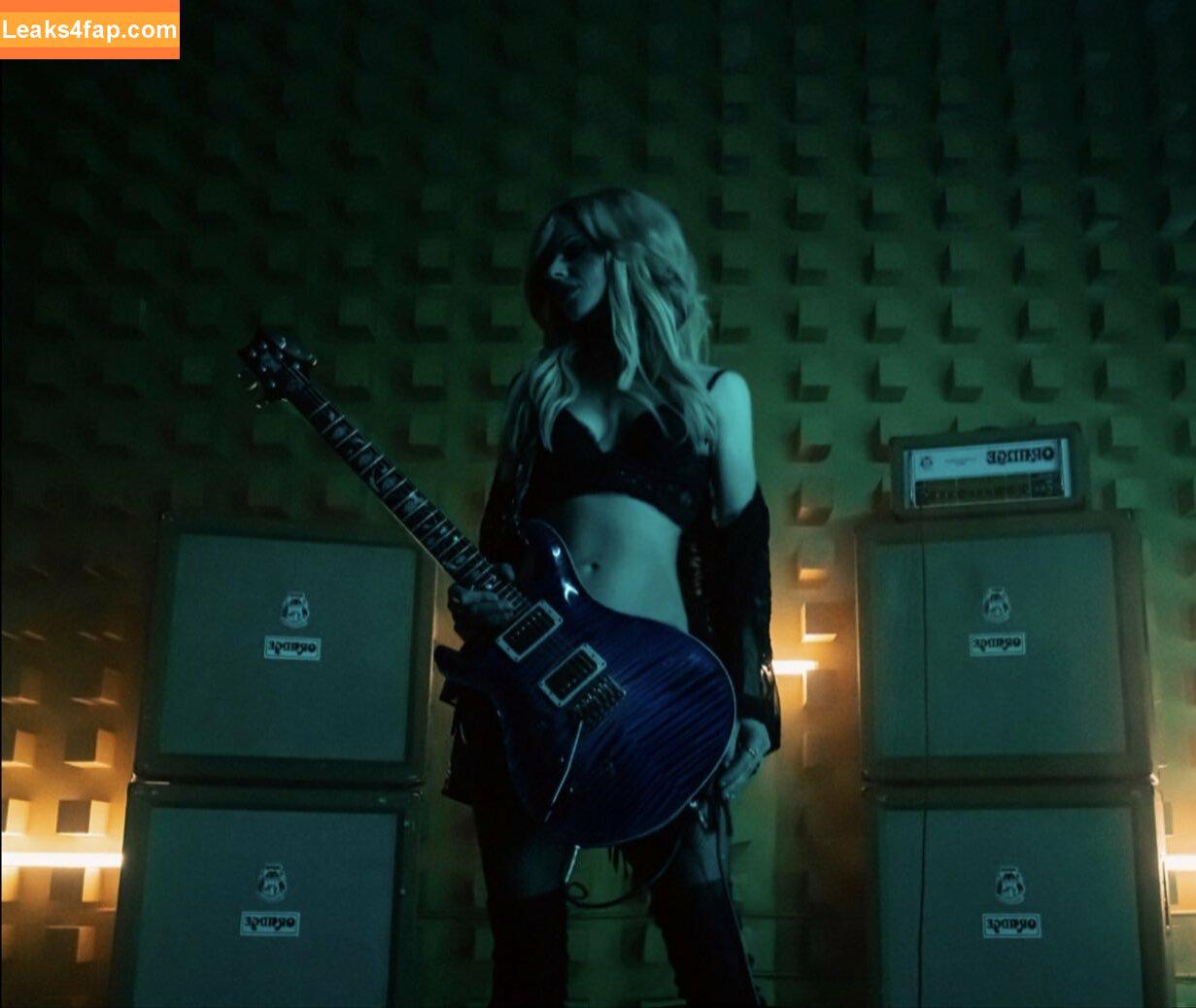 Orianthi / iamorianthi leaked photo photo #0009