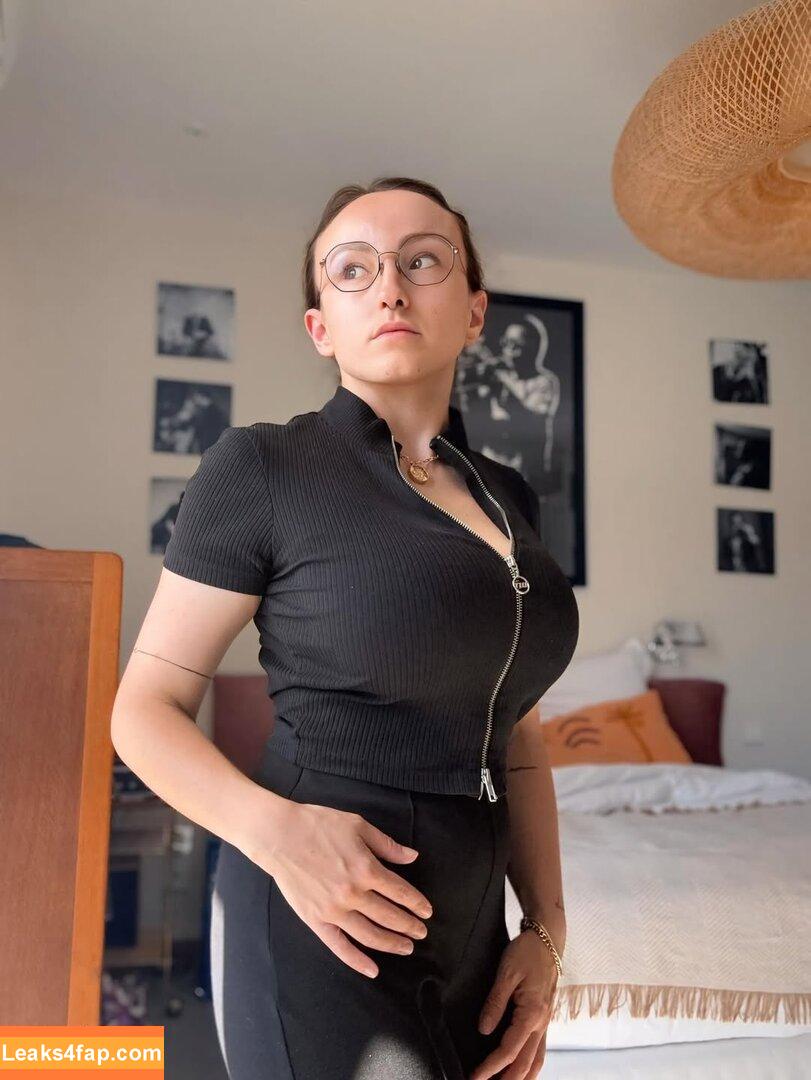 Oryvllmiee leaked photo photo #0018
