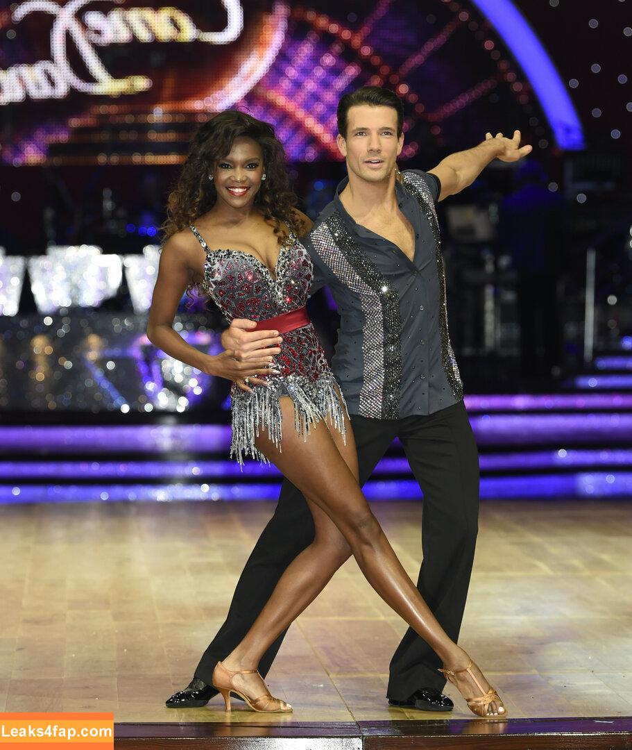 Oti Mabuse / otimabuse leaked photo photo #0077