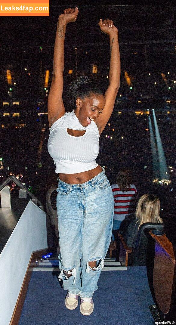 Oti Mabuse free nudes