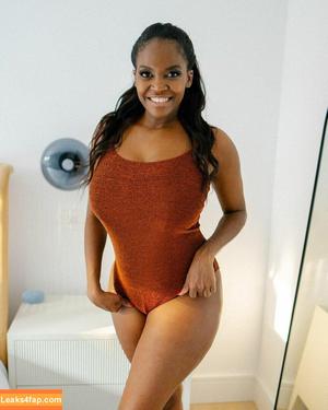 Oti Mabuse photo #0092