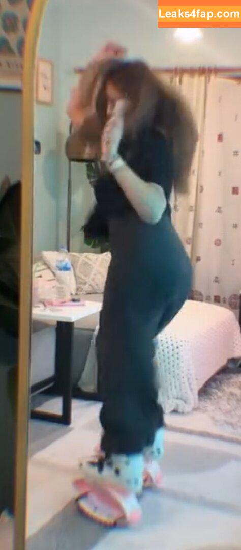 Özge Azunyan / ozgis слитое фото фото #0067