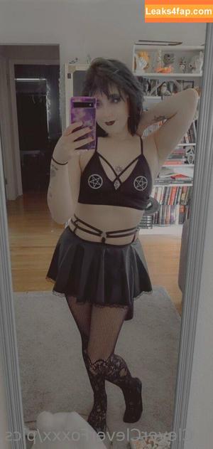 p3achyfoxxxfree photo #0024