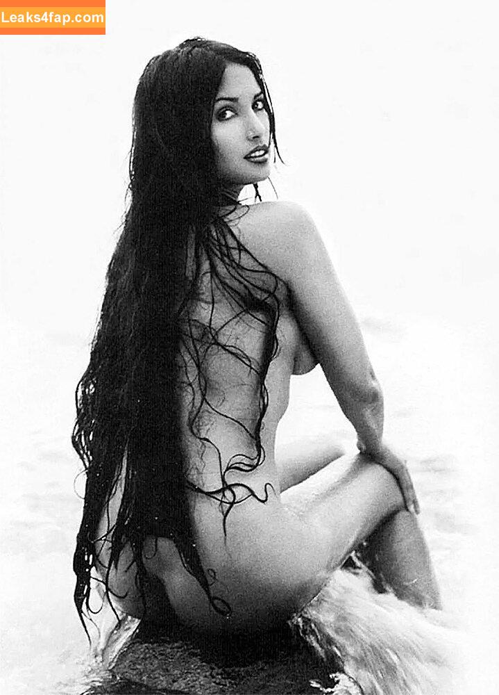 Padma Lakshmi / PadmaLakshmi leaked photo photo #0043