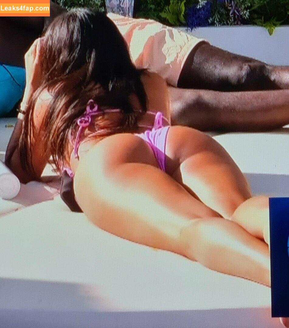 Paige Thorne / bellathorne / paigethornex leaked photo photo #0003
