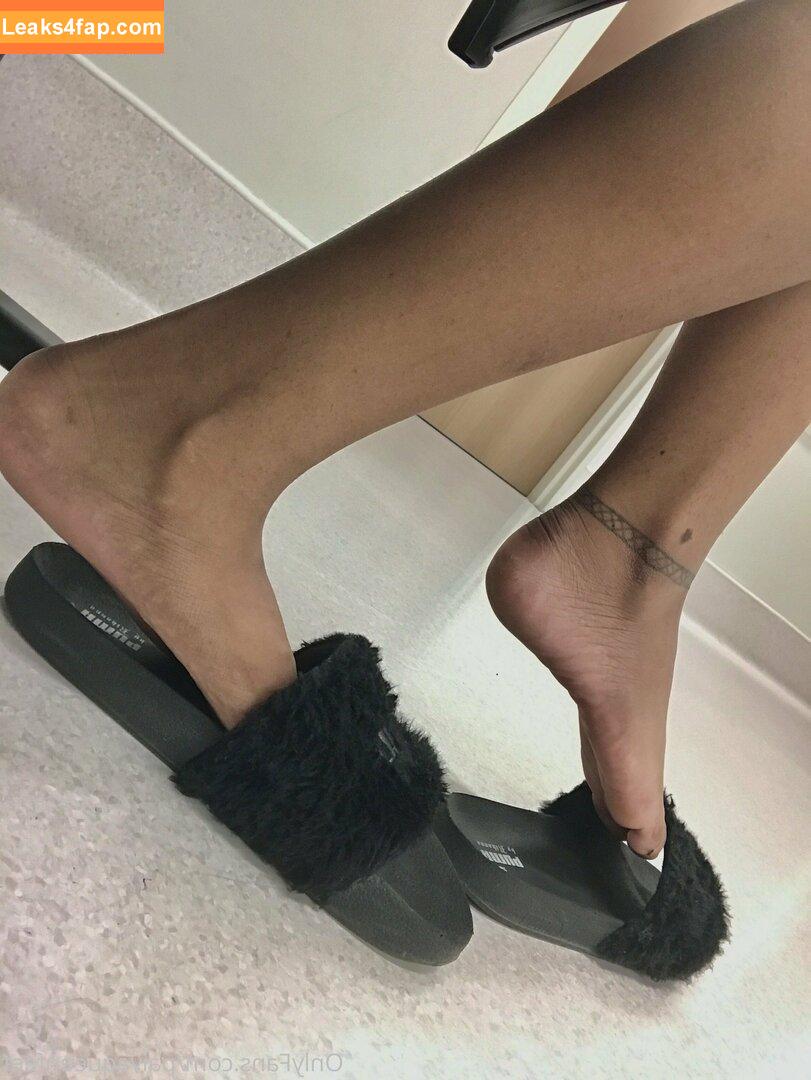 paivaqueenfeet /  leaked photo photo #0018