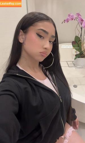 Paloma Mami photo #0029