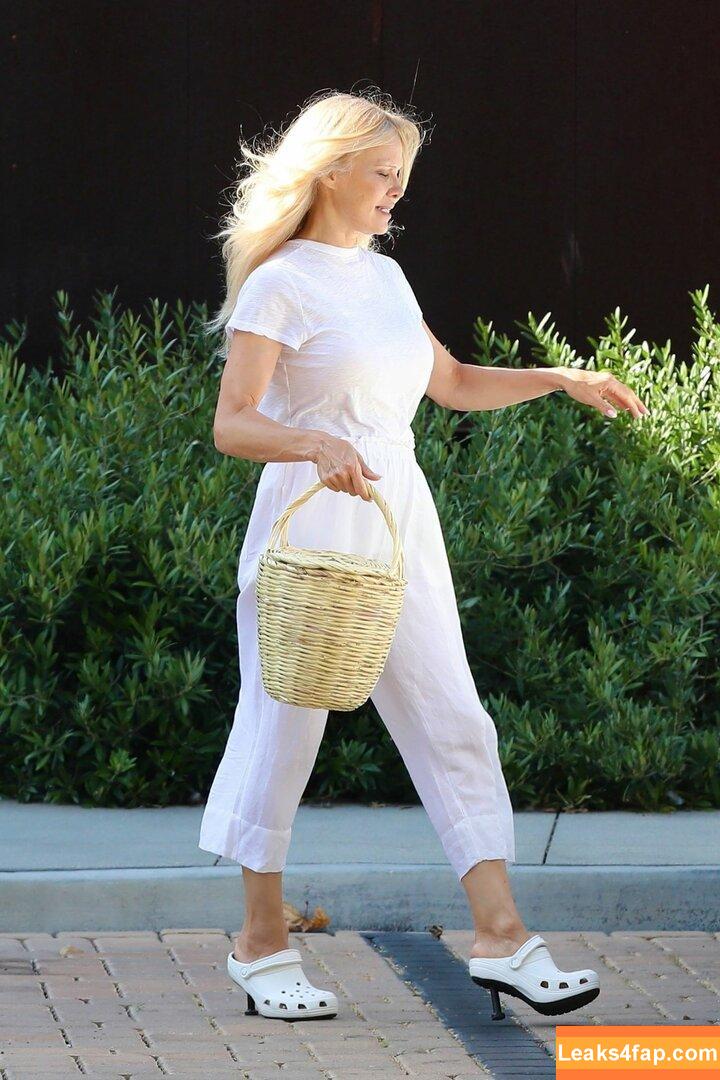 Pamela Anderson / pamelaanderson leaked photo photo #0046