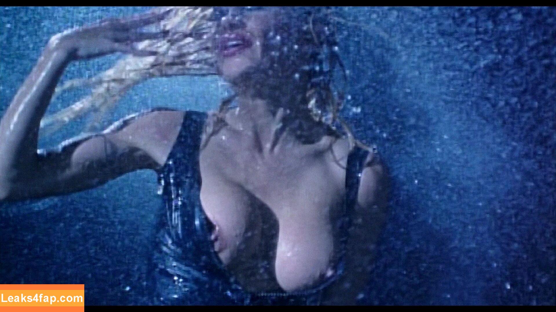 Pamela Anderson / pamelaanderson leaked photo photo #0119