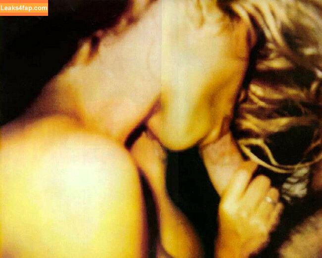 Pamela Anderson / pamelaanderson leaked photo photo #0278