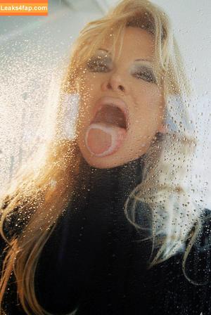 Pamela Anderson photo #0062